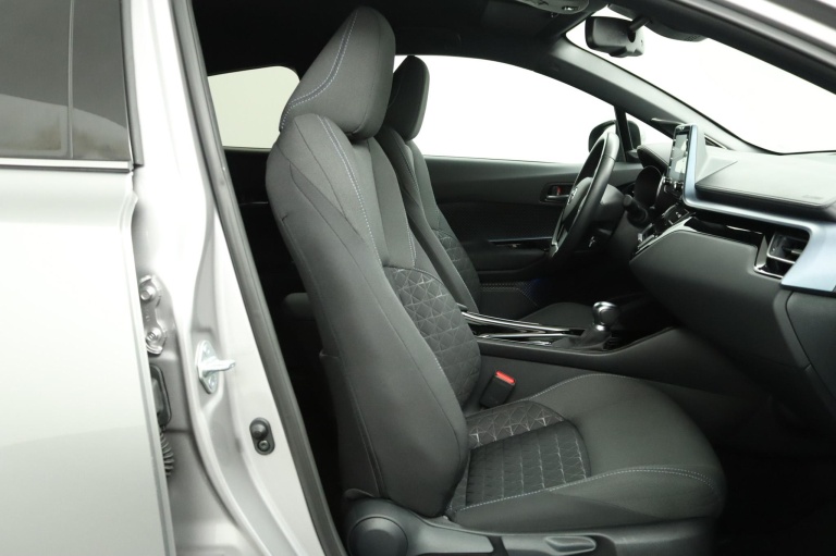 Toyota C-HR - 1.8 Hybrid Style 22
