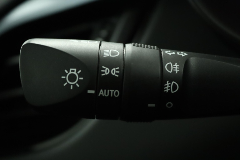 Toyota C-HR - 1.8 Hybrid Style 32