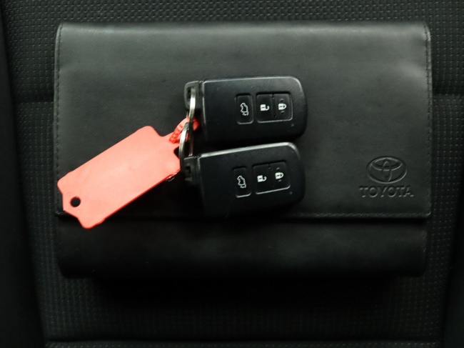 Toyota RAV4 - 2.5 Hybrid Black Edition