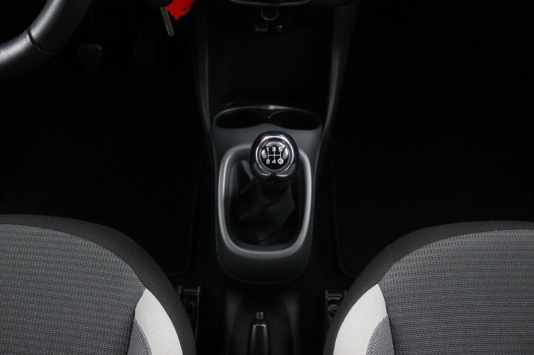 Toyota Aygo - 1.0 VVT-i x-play 28