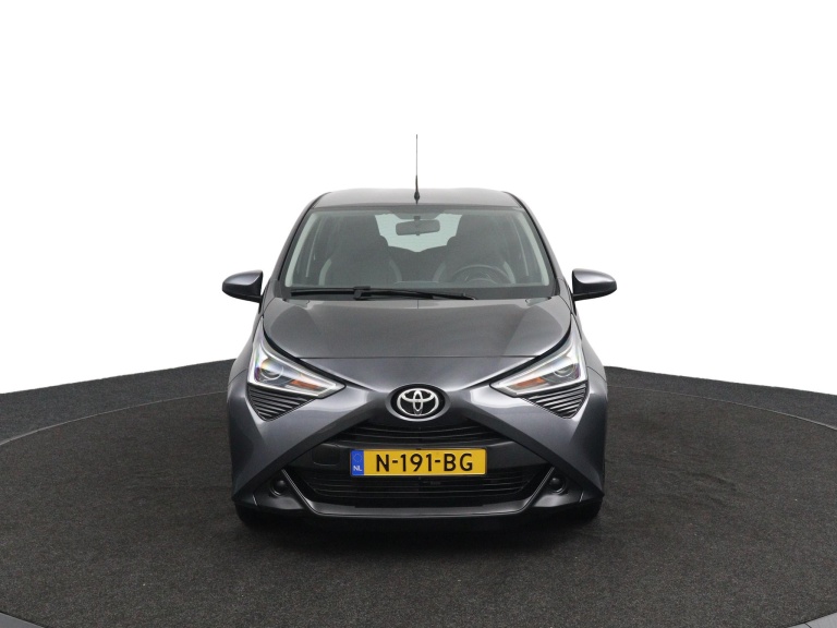 Toyota Aygo - 1.0 VVT-i x-play 3