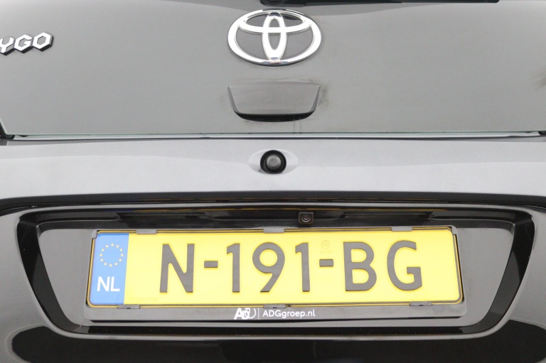 Toyota Aygo - 1.0 VVT-i x-play 37