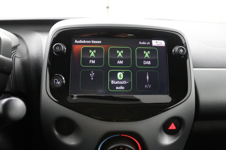 Toyota Aygo - 1.0 VVT-i x-play 40