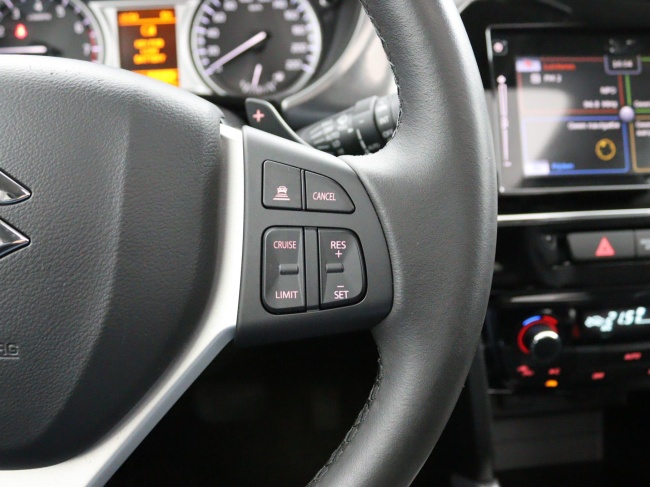 Suzuki Vitara - 1.6 High Executive Automaat