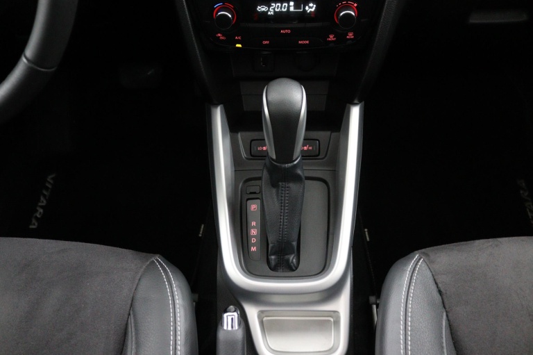 Suzuki Vitara - 1.6 High Executive Automaat 26