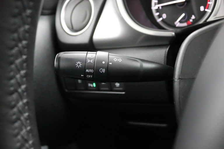 Suzuki Vitara - 1.6 High Executive Automaat 29