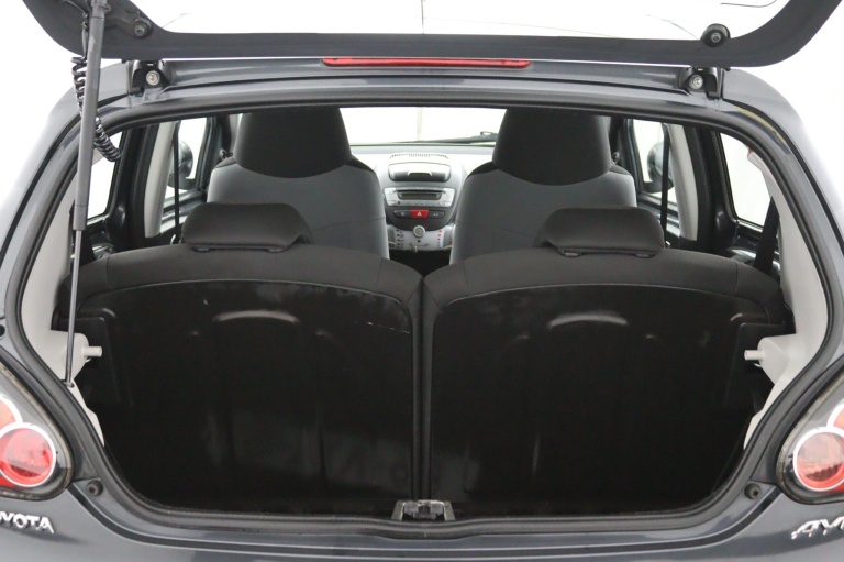 Toyota Aygo - 1.0 VVT-i Now 19