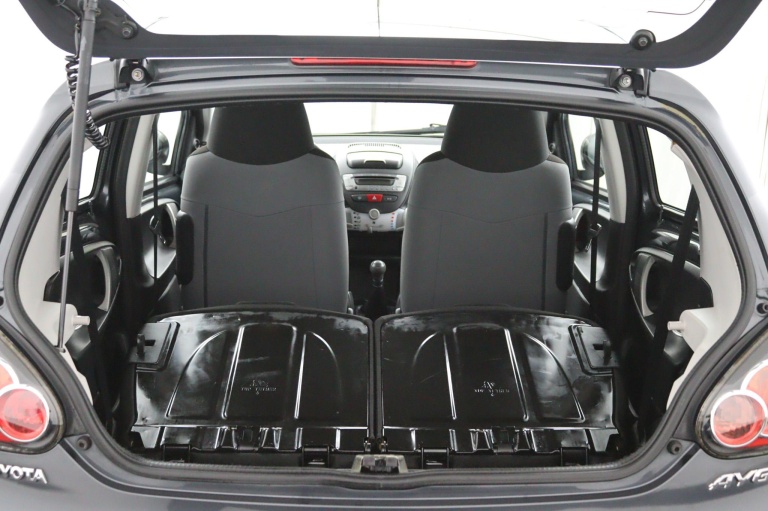 Toyota Aygo - 1.0 VVT-i Now 20