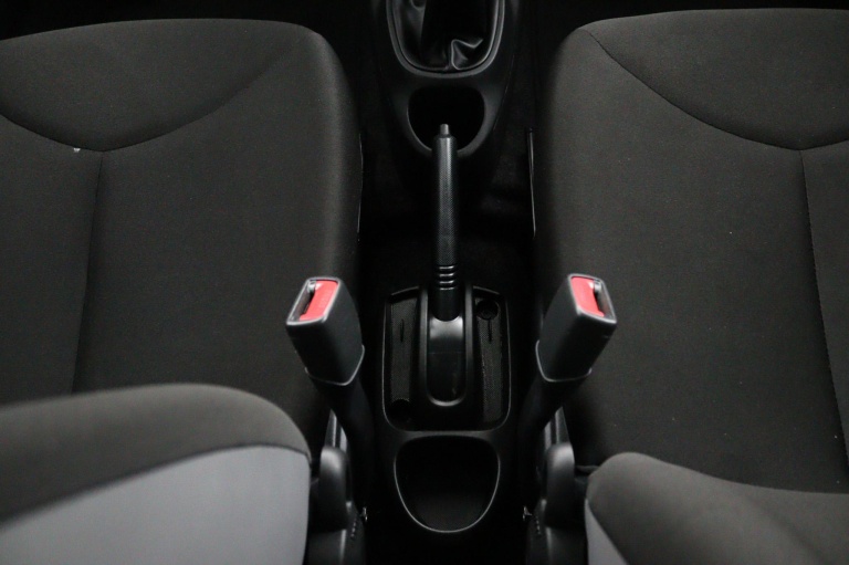 Toyota Aygo - 1.0 VVT-i Now 32