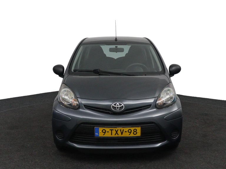 Toyota Aygo - 1.0 VVT-i Now 7