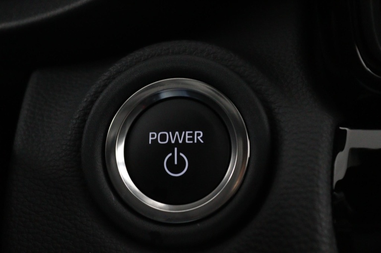 Toyota Yaris Cross - 1.5 Hybrid 115 Dynamic 32