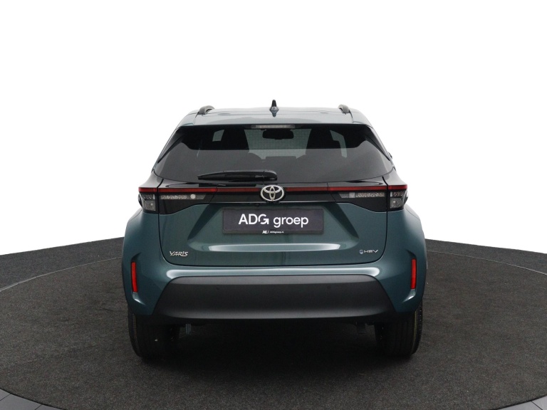 Toyota Yaris Cross - 1.5 Hybrid 115 Dynamic 8