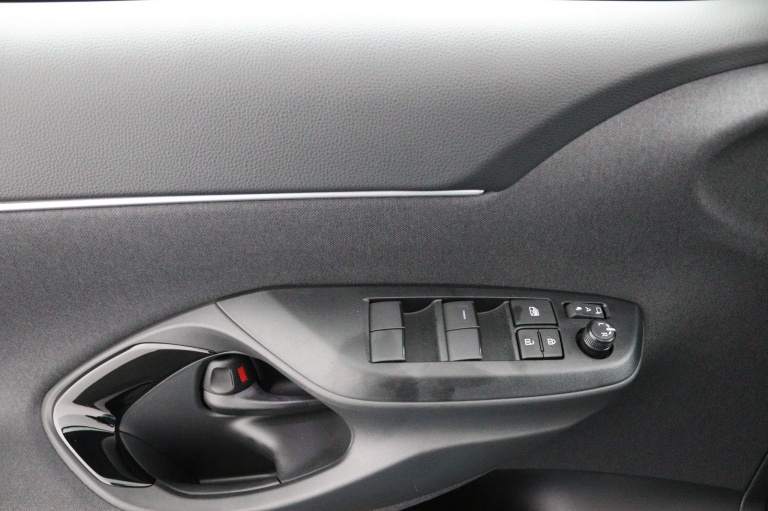 Toyota Yaris Cross - 1.5 Hybrid 130 Dynamic 22