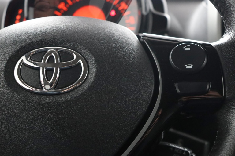 Toyota Aygo - 1.0 VVT-i x-sport 21