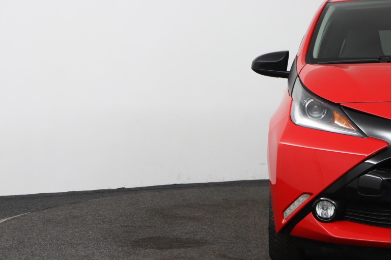 Toyota Aygo - 1.0 VVT-i x-sport 35