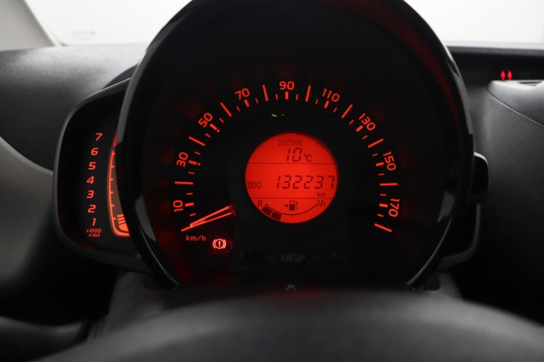 Toyota Aygo - 1.0 VVT-i x-sport 6