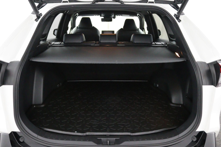 Toyota RAV4 - 2.5 Hybrid Business Intro 28