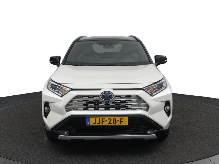 Toyota RAV4 - 2.5 Hybrid Business Intro 7