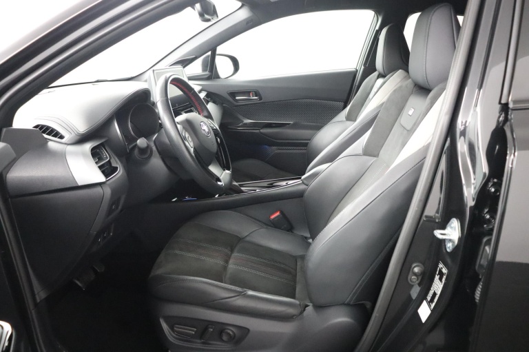 Toyota C-HR - 1.8 Hybrid GR-Sport 17