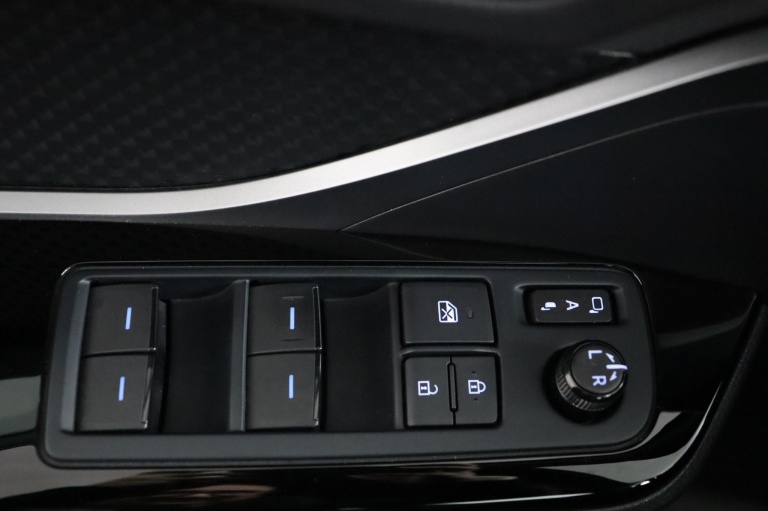 Toyota C-HR - 1.8 Hybrid GR-Sport 29