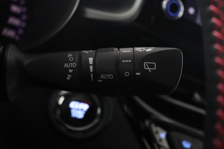 Toyota C-HR - 1.8 Hybrid GR-Sport 32