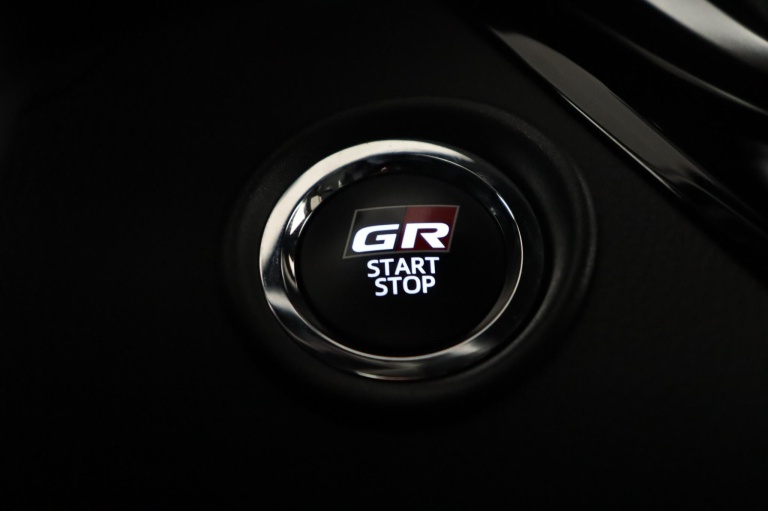 Toyota C-HR - 1.8 Hybrid GR-Sport 54