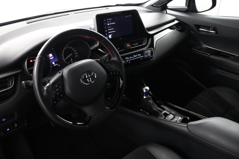 Toyota C-HR - 1.8 Hybrid GR-Sport 61