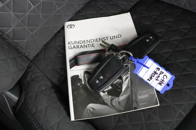 Toyota C-HR - 1.8 Hybrid Style limited 11