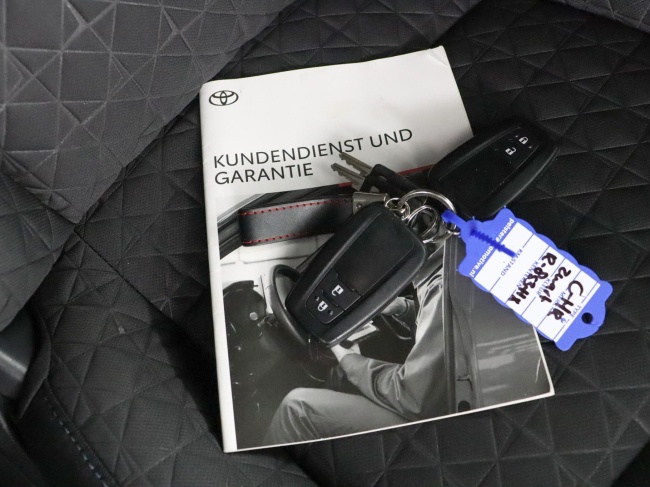 Toyota C-HR - 1.8 Hybrid Style limited