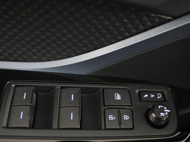 Toyota C-HR - 1.8 Hybrid Style limited