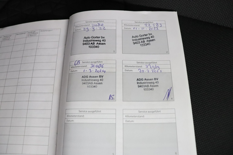 Toyota C-HR - 1.8 Hybrid Style limited 45