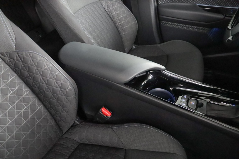 Toyota C-HR - 1.8 Hybrid Style limited 64