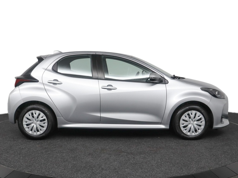 Toyota Yaris - 1.5 Hybrid Active 13