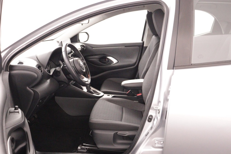 Toyota Yaris - 1.5 Hybrid Active 17