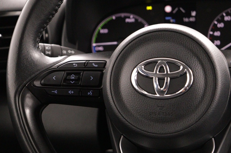 Toyota Yaris - 1.5 Hybrid Active 19