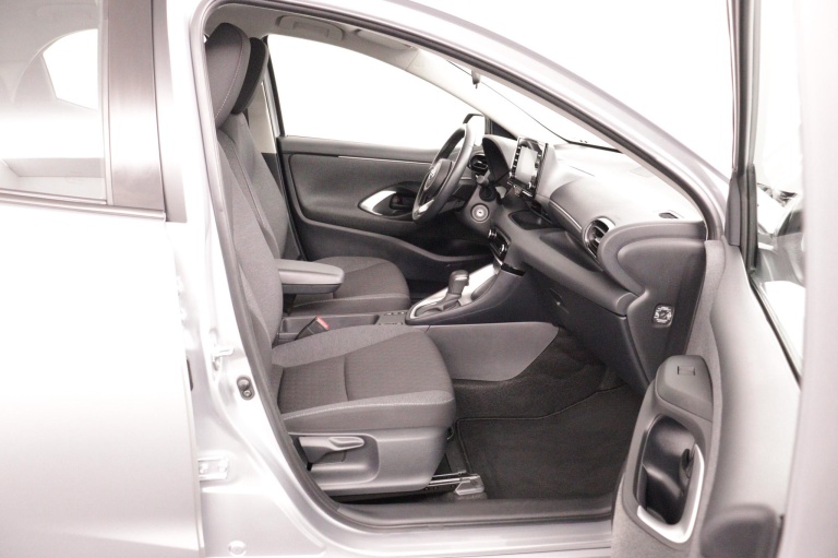 Toyota Yaris - 1.5 Hybrid Active 22