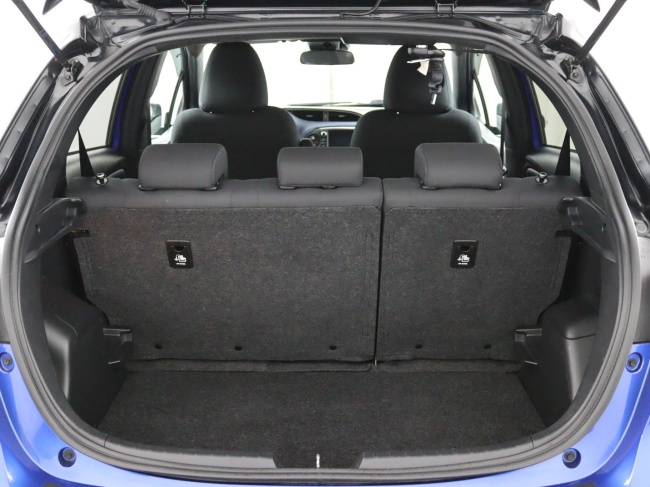 Toyota Yaris - 1.5 Hybrid Bi-Tone