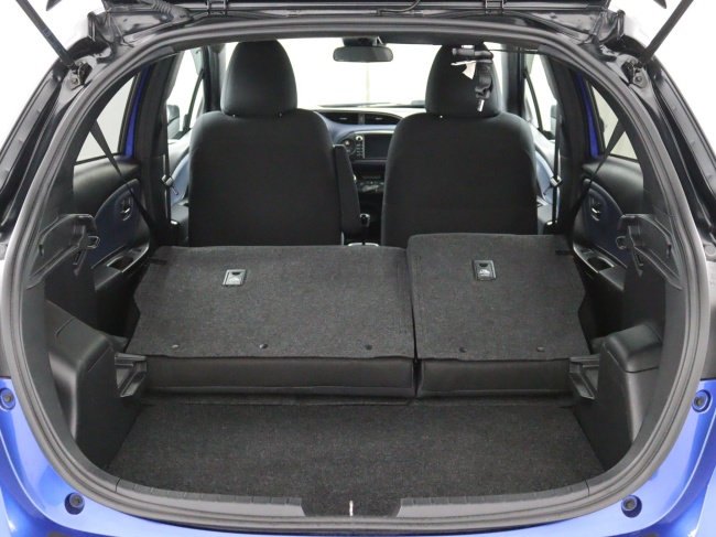 Toyota Yaris - 1.5 Hybrid Bi-Tone