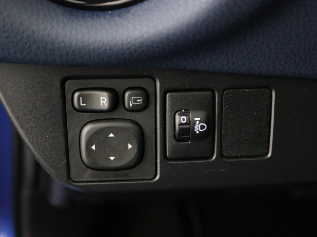 Toyota Yaris - 1.5 Hybrid Bi-Tone