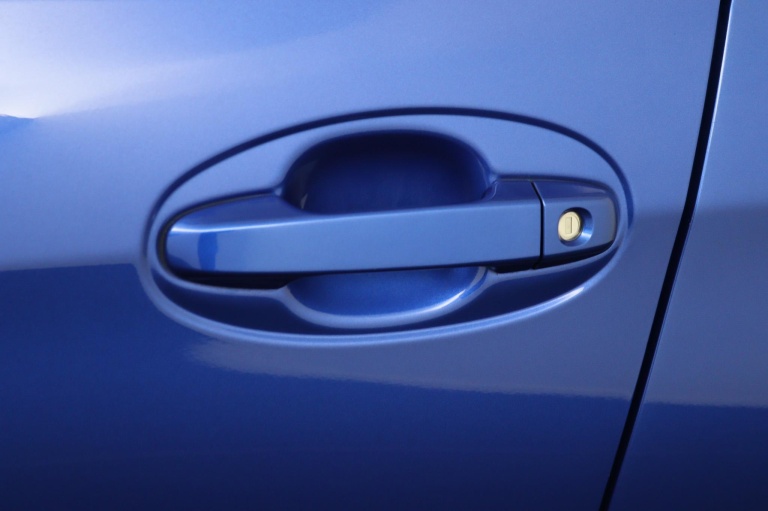 Toyota Yaris - 1.5 Hybrid Bi-Tone 35