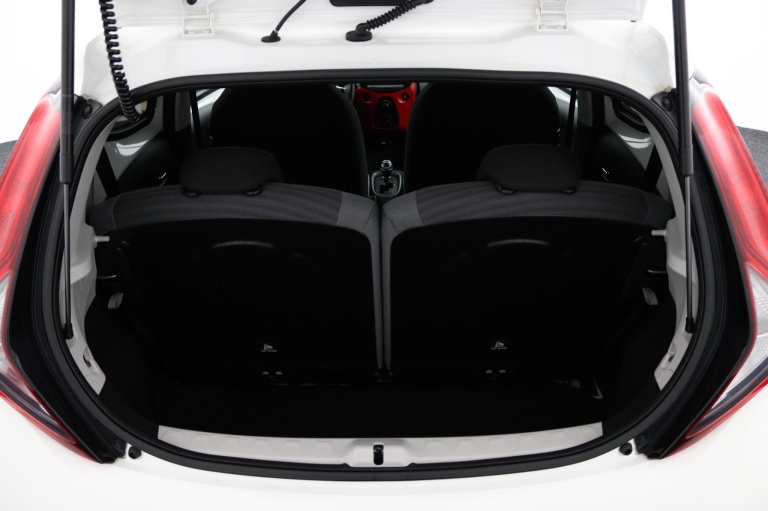 Toyota Aygo - 1.0 VVT-i x-first 23