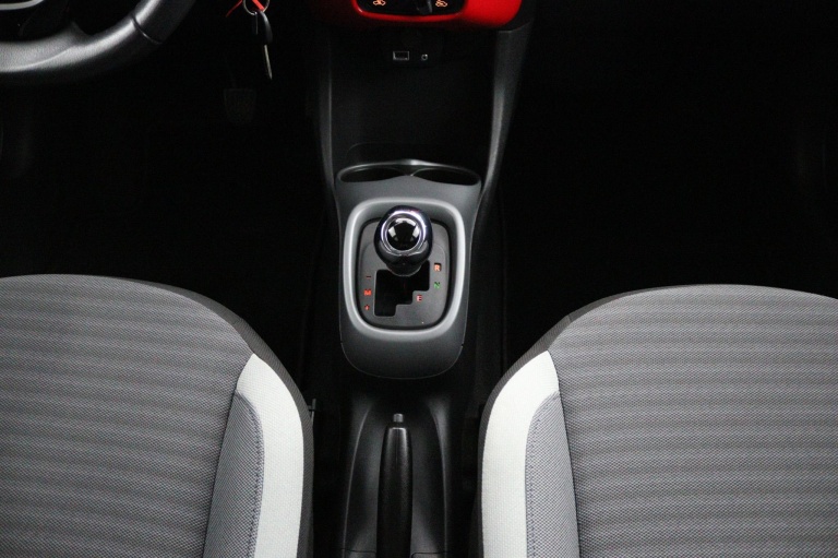 Toyota Aygo - 1.0 VVT-i x-first 26