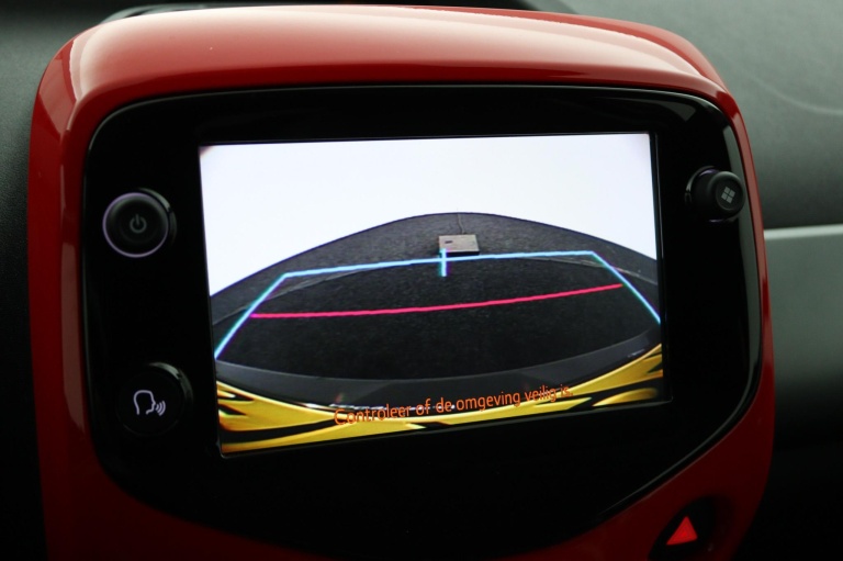 Toyota Aygo - 1.0 VVT-i x-first 9