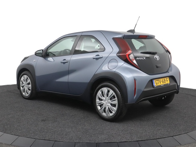 Toyota Aygo X - 1.0 VVT-i MT Play
