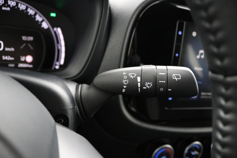 Toyota Aygo X - 1.0 VVT-i MT Play 30