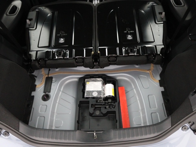 Toyota Aygo X - 1.0 VVT-i MT Play