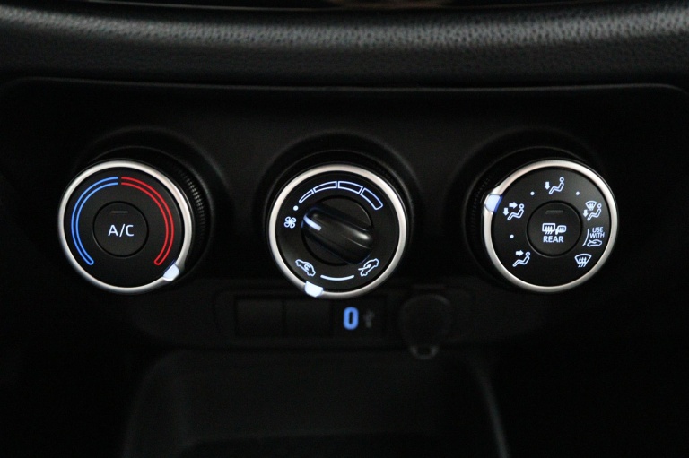 Toyota Aygo X - 1.0 VVT-i MT Play 7