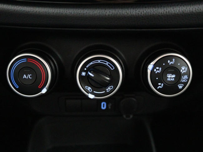 Toyota Aygo X - 1.0 VVT-i MT Play