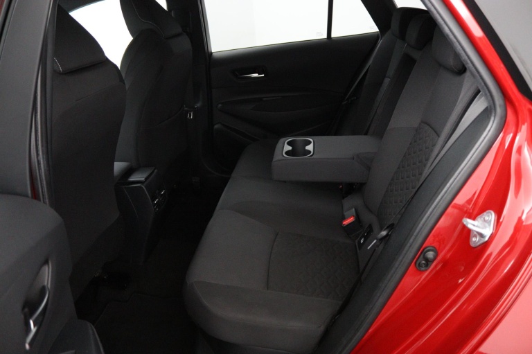 Toyota Corolla Touring Sports - 2.0 Hybrid First Edition 18