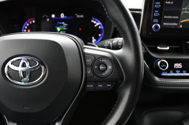 Toyota Corolla Touring Sports - 2.0 Hybrid First Edition 21